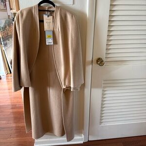 Beige Antonio Meliani cape